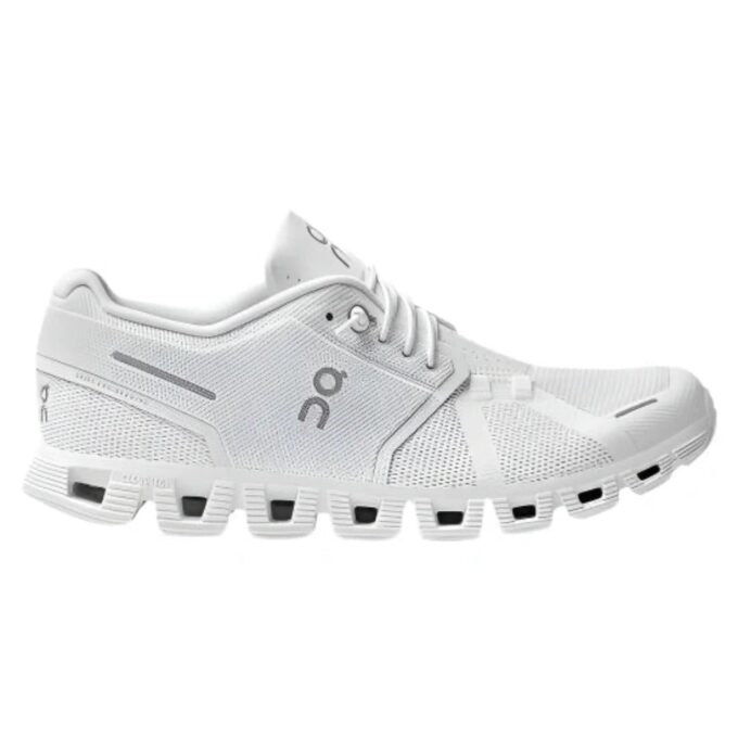 On Running Cloud Shoes white