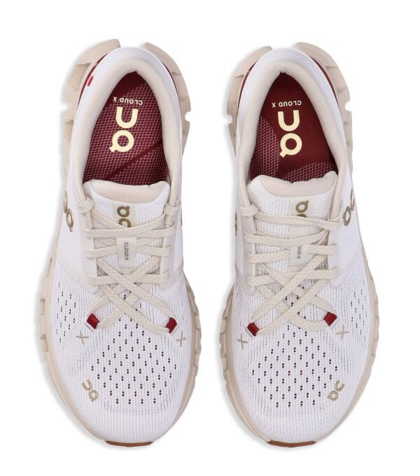 On Running Cloud X 4 sneakers