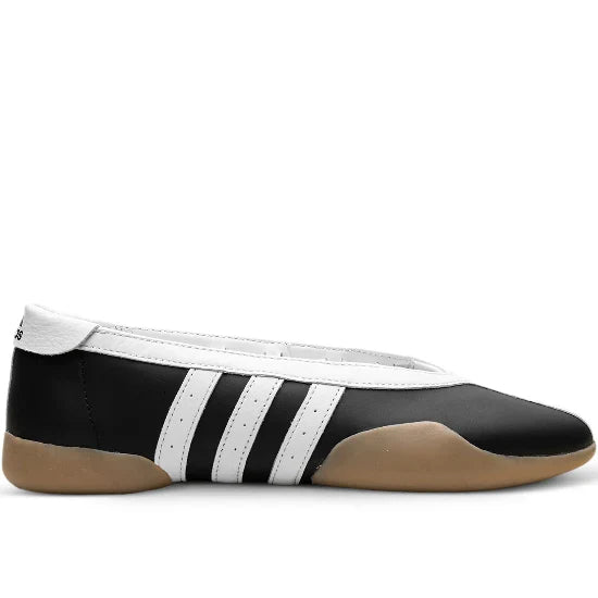 Taekwondo Mei Ballet "Core Black/Cloud White/Gum" sneakers