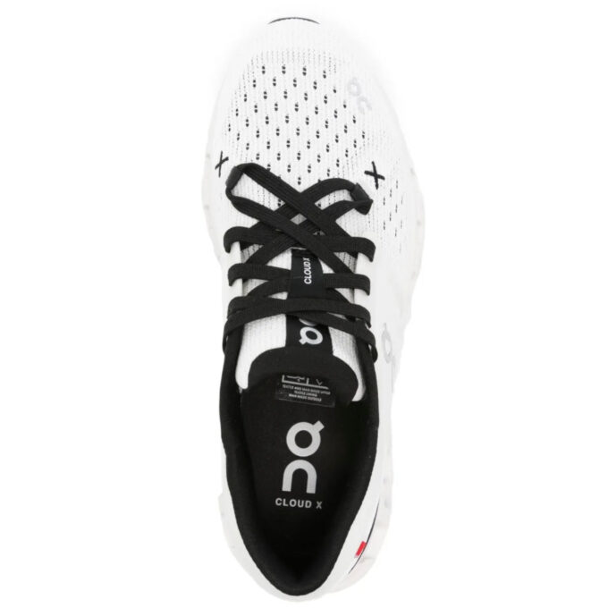 On Running Cloud X 4 sneakers