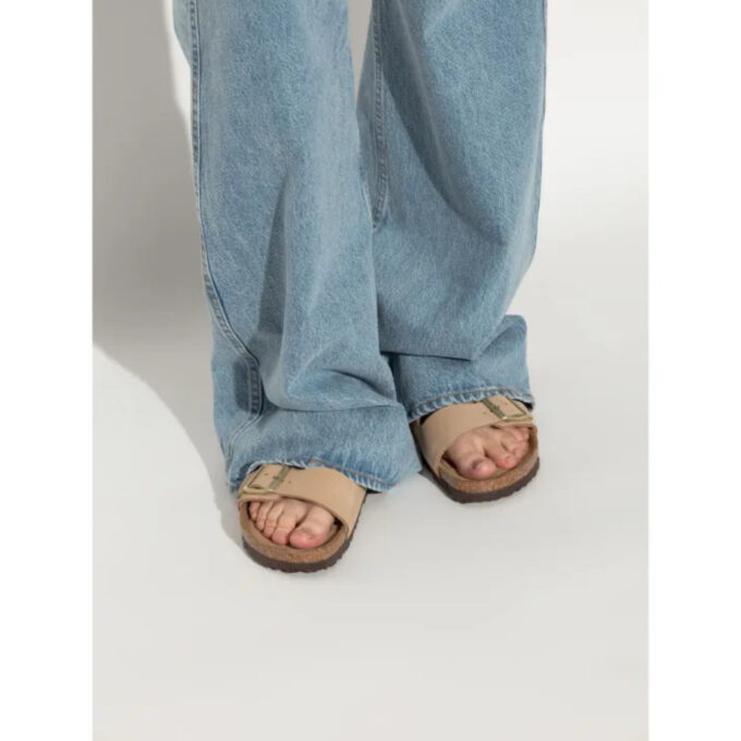 Birkenstock Arizona leather sandals