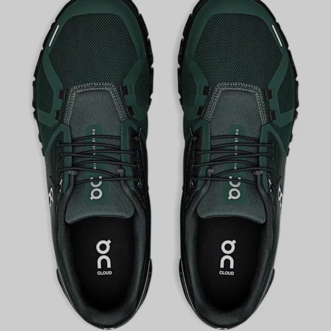 On Running Cloud 6 Evergreen Black