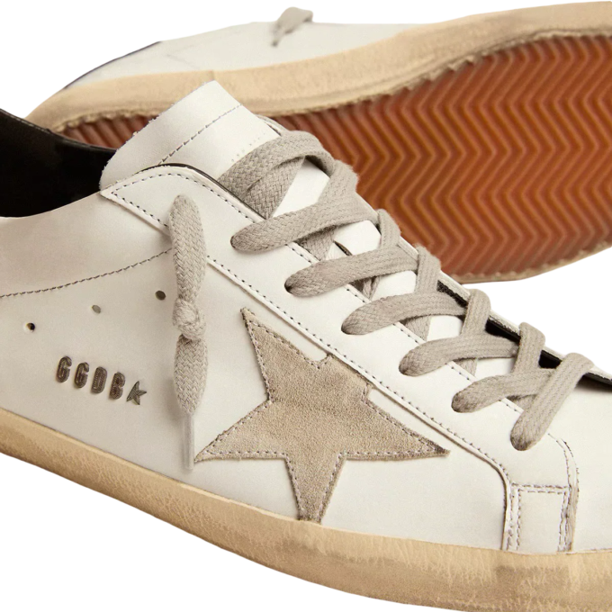 Golden Goose men Superstar Low Top Sneakers in white&black