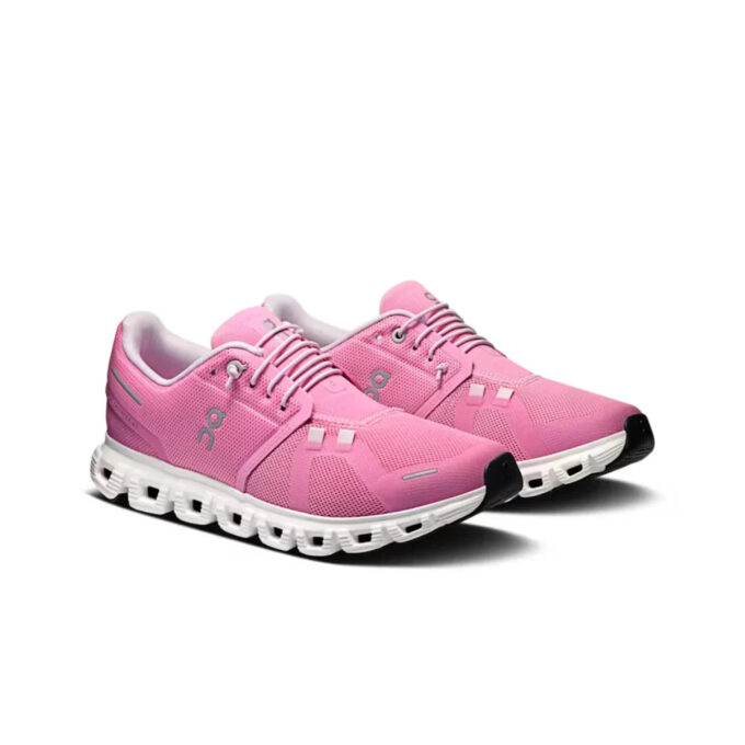 On Cloud 6 Performance Shoes