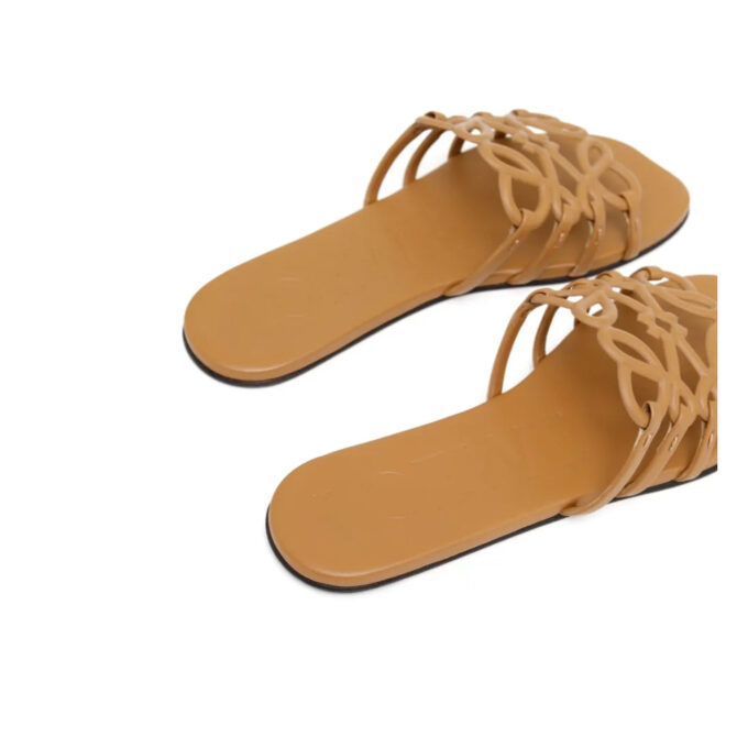 LOEWE Petal Anagram slides