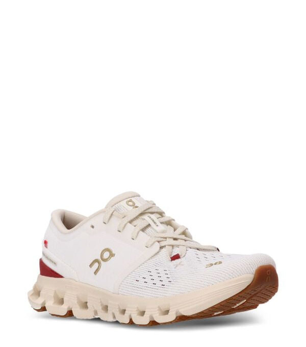 On Running Cloud X 4 sneakers